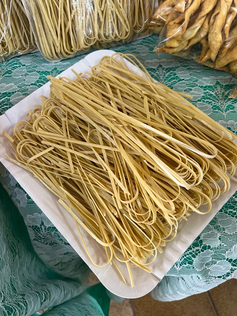 macarrão artesanal tipo talharim